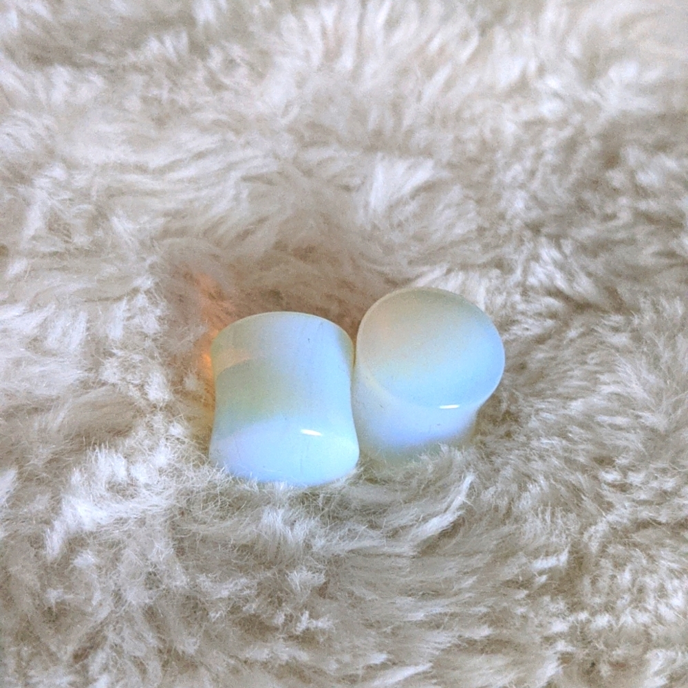 Iridescent 00g Plugs